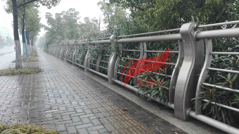 江西宜春桥梁护栏工程